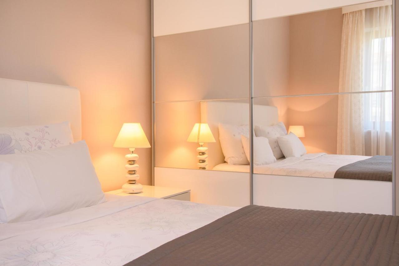 Apartments Dora Пореч Экстерьер фото